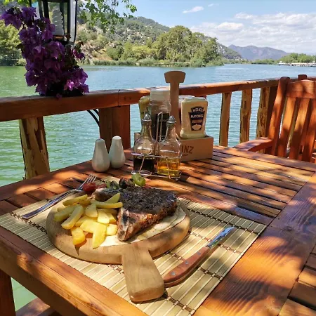 Dalyan Yunus فندق 3*