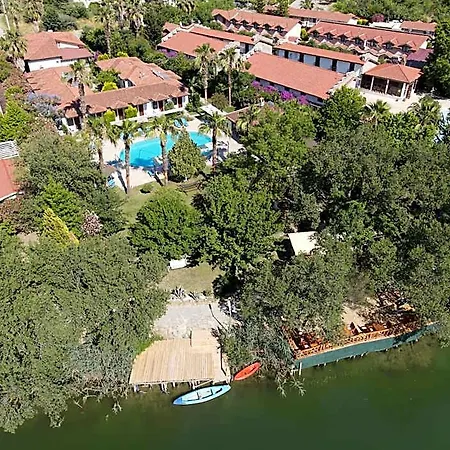 Yunus Hotel